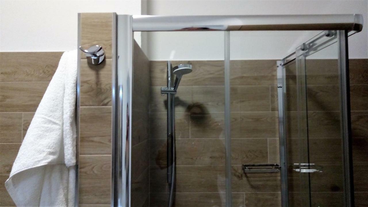 Lovely, Charming And Quiet Apartment In The Centre Air Conditioned And Free Private Garage 코모 외부 사진